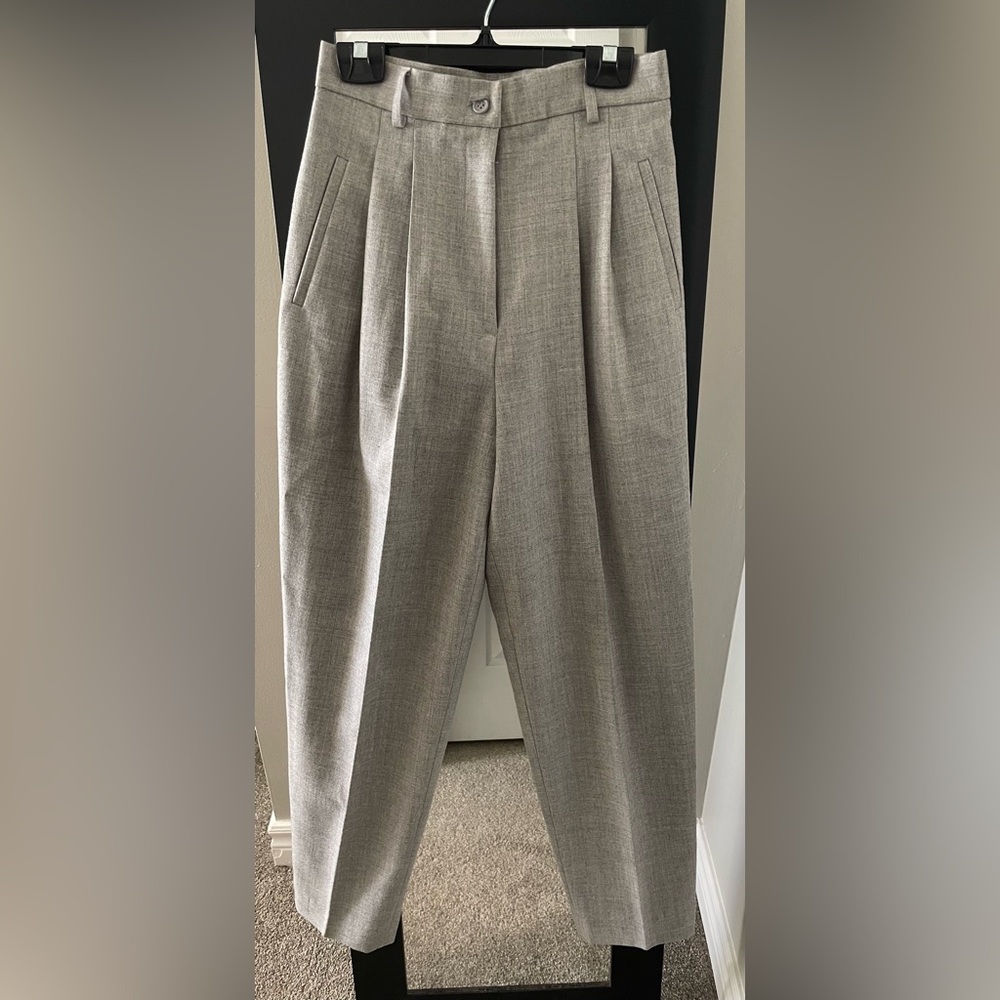 Casual Corner Suit - Picture 2 of 3